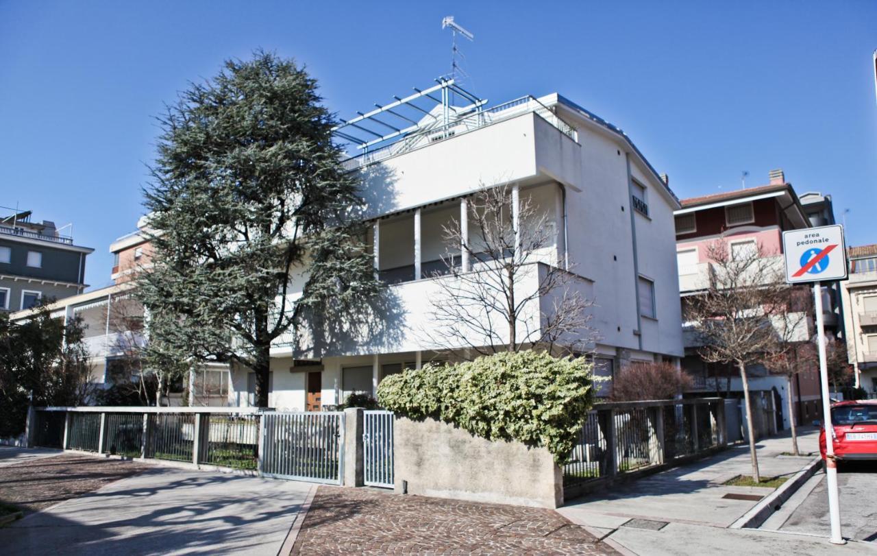 Villa Verdi Apartments غرادو المظهر الخارجي الصورة